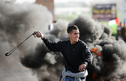 Enemy on High Alert during Jaradat’s Funeral, Al-Aqsa Brigades Vow Revenge