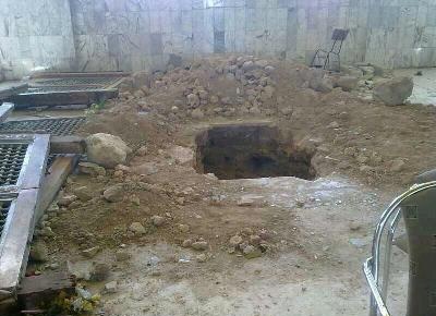 terrorists desecrate Hujr Ibn Adi's grave in Syria
