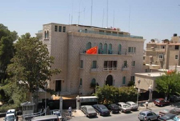 Mortar Shell Hits Chinese Embassy in Syria
