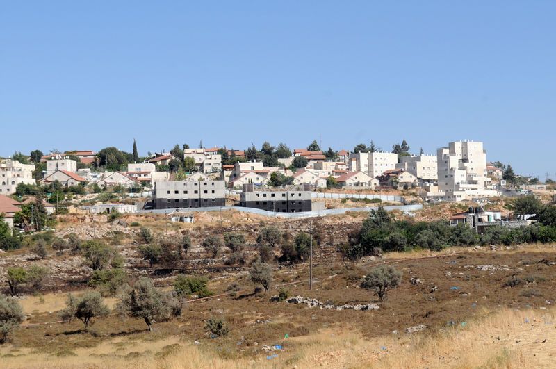 Zionist Entity to Build Hundreds of Settlements in Occupied WB
