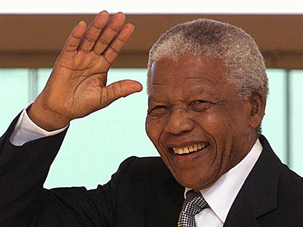 Anti-Apartheid  Fighter Nelson Mandela Passes away
