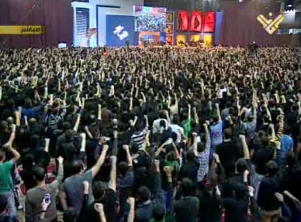 Crowds saluting Sayyed Nasrallah