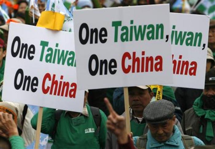 China Joins Taiwan in Historic Bilateral Talks