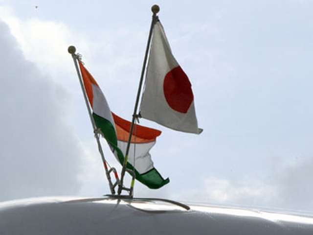 Japan, India Vow to Boost defense Ties during Summit