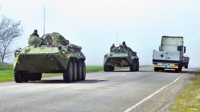 Anti-Government Protesters Seize Ukrainian APCs, Army Units ’Switch Sides’