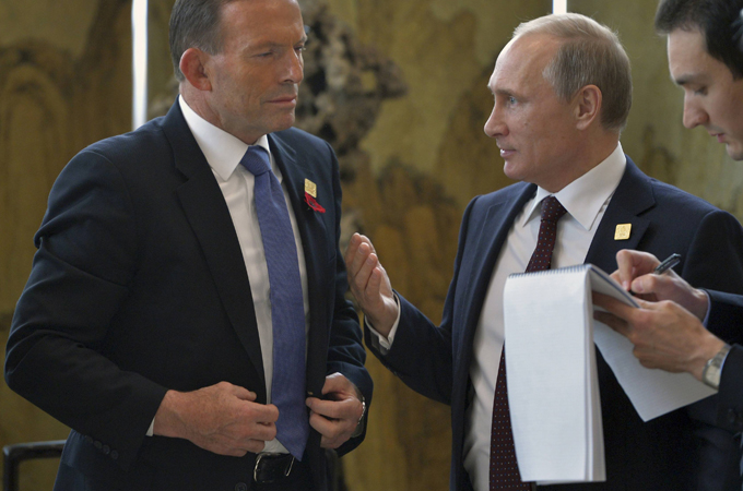 Putin, Abbott Discuss MH17 Crash, Urge “Genuine” Probe