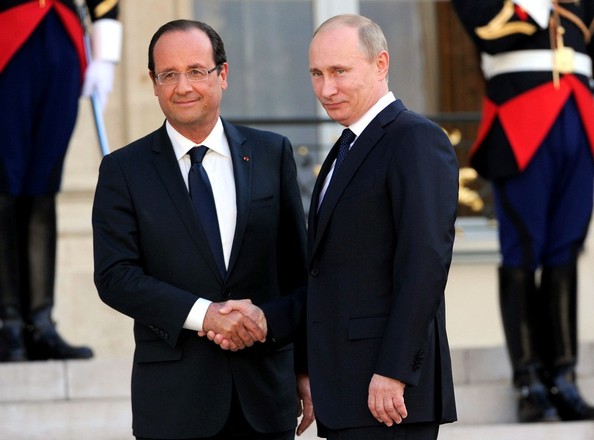 Hollande-Putin Dinner Discussed Ukraine Crisis: French FM






