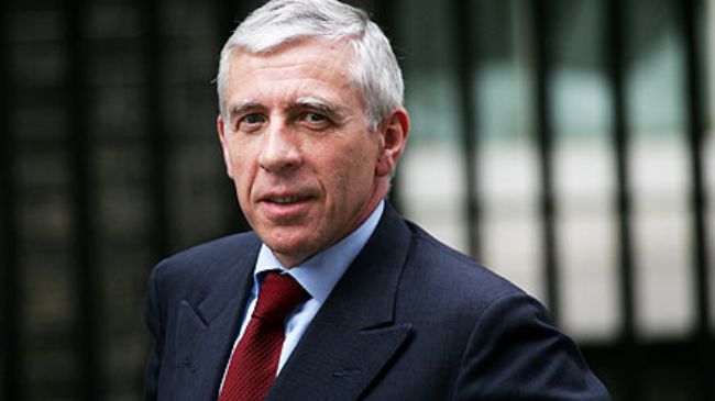 Britain’s Jack Straw Says US, UK Had “Malign” Influences on Iran
