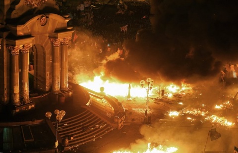 Anti-Kiev Protesters Take Control of Govt Buildings East Ukraine