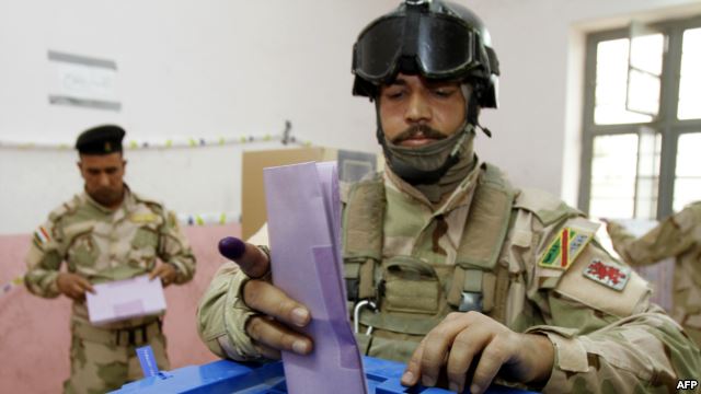 Iraqi Forces Vote Ahead of Elections