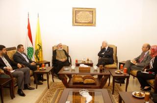 Sheikh Qassem Received De Mistura: Solution to Syria Crisis Must Be Political