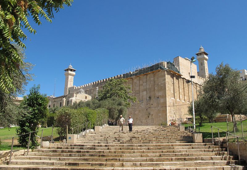 Occupation to Close Ibrahimi Mosque to Muslims on Tuesday