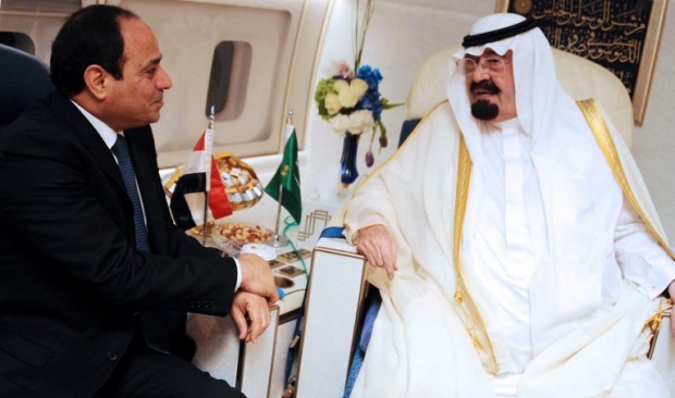 Egypt’s Sisi in First Visit to KSA, Meets King Abdullah