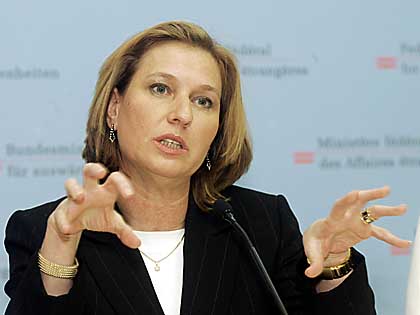 Livni Lashes out at Netanyahu: He Harms Israel’s Security