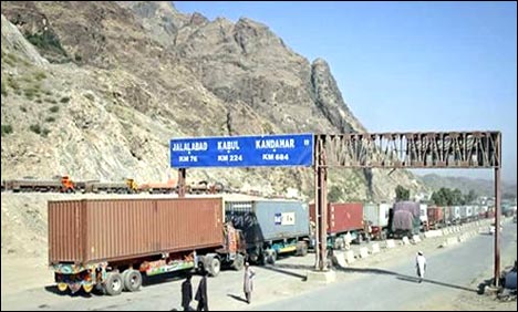 Bomb Kills One, Injures Six at Pakistan-Afghan Border Crossing