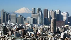 Quake Shakes Buildings in Tokyo
