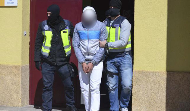 Spain Security Forces Arrest Two Suspected ISIL Recruiters
