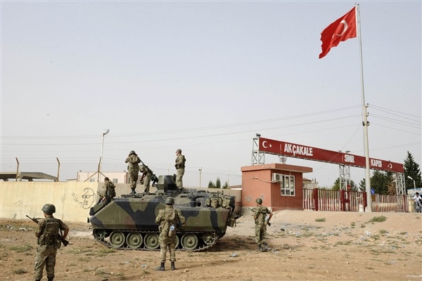 Four Turkish Troops Wounded in Clashes in Southeast
