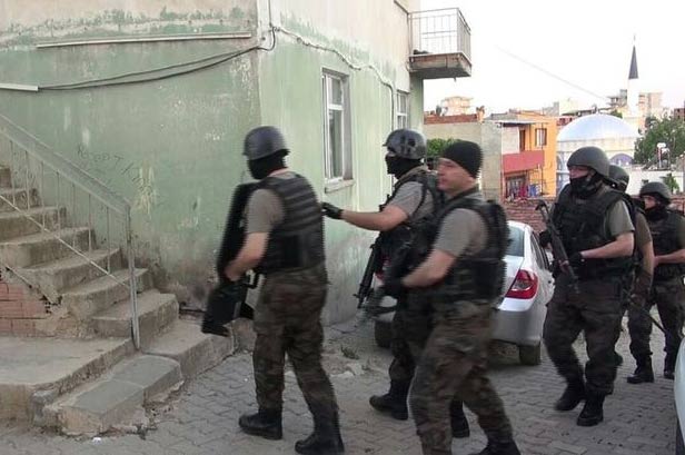 Turkey Arrests 21 Suspected ISIL Terrorists