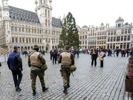 Terror Alert Shuts Brussels Metro