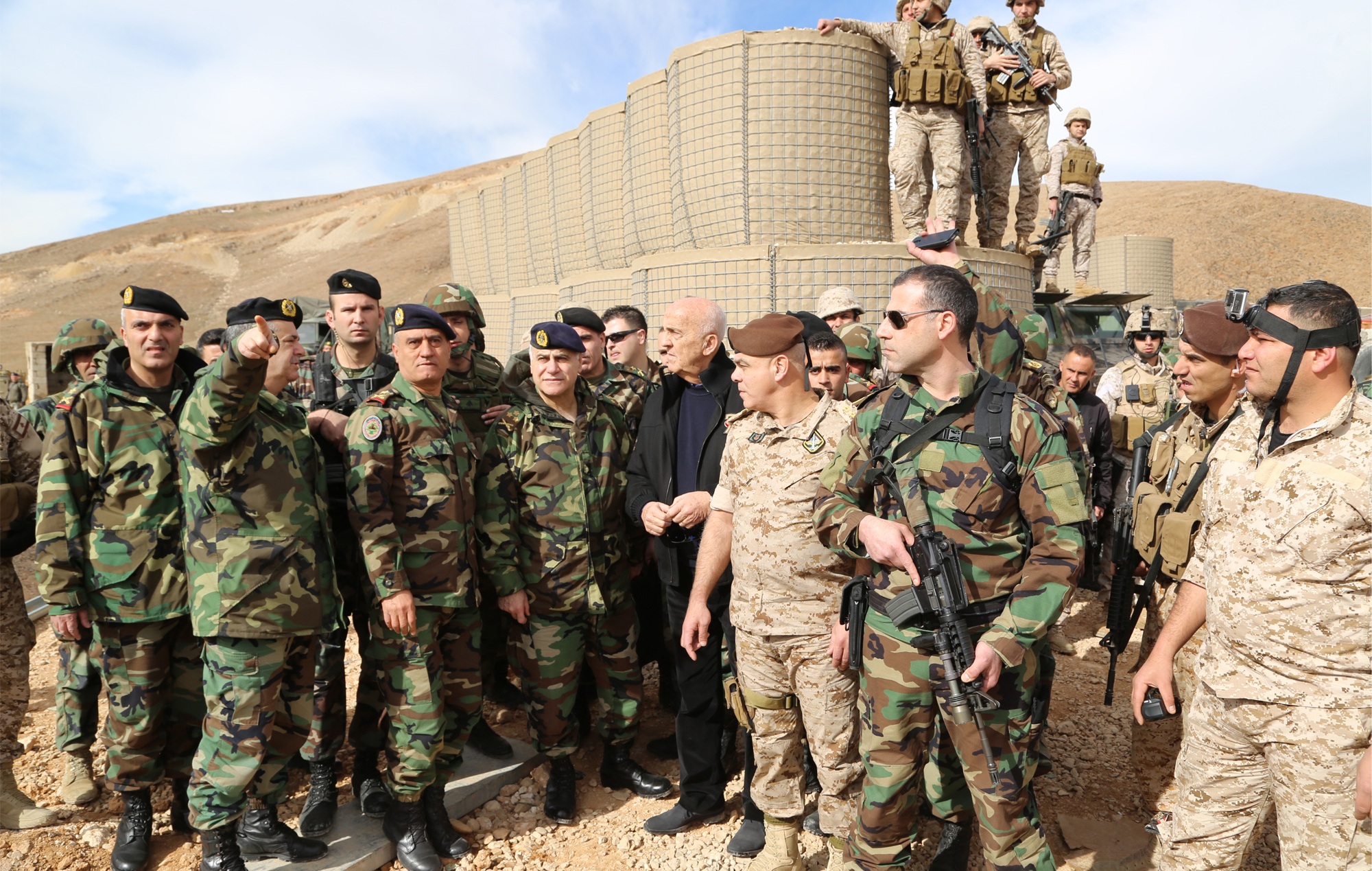 Lebanon: Defense Minister, Army Chief Inspect Military Posts in Ras Baalbek