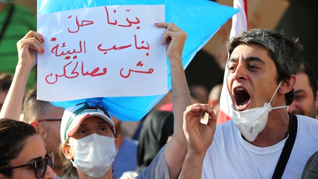 Demos Organized in Beirut to Protest Politicians’ Failure to Solve Trash Crisis