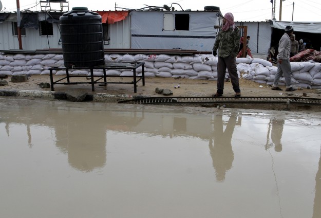 IOF Opens Dam Gates near Gaza, Water Floods Streets