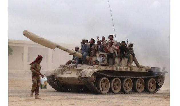 Saudi War Jets Strike Ebb after Yemeni Army Entered Ad Dali