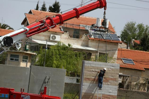 Turkey Builds Concrete Wall along Syria Border to Avoid Attacks