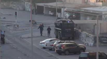 Bahraini Regime Follows Al Saud Tyranny: Armored Vehicles, Arrests  

