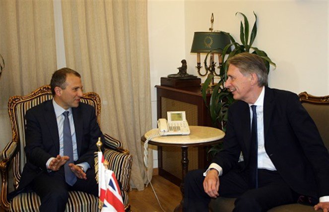 Hammond Winds up Visit to Lebanon As Bassil Asserts Rejecting Naturalization

