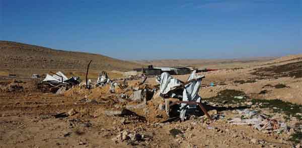 IOF Destroys Bedouin Mosque in Negev Desert