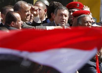 Egypt’s New PM Seeks Legitimacy as Referendum Date Set