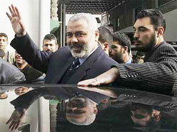 Hamas Reshuffles Cabinet, Appoints Foreign Minister 
