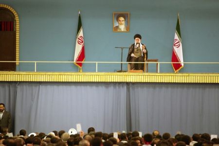 Sayyed Khamenei: Islamic Awakening in Region Will Bear Fruit