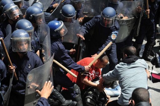 Algerian Students Clash with Police