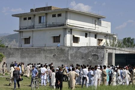 Pakistanis Slam US Raid for Bin Laden
