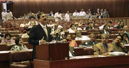 Pakistan’s Parliament Condemns US Bin Laden Raid