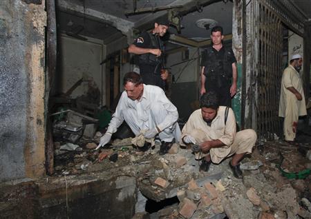 Twin Bombing Kills 39 in Pakistan... Taliban Denies Responsibility