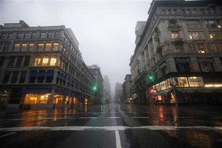 Hurricane Irene Threatens Shuttered New York after Killing Nine
