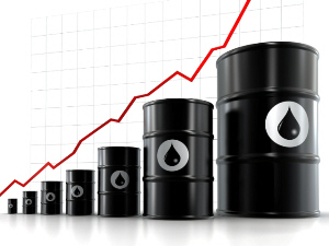 Oil Prices Rise on Eve of Iran Nuclear Report