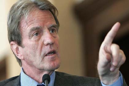 ‘Kouchner’s Beirut Visit Will Make Resolution 1701 under Effect’