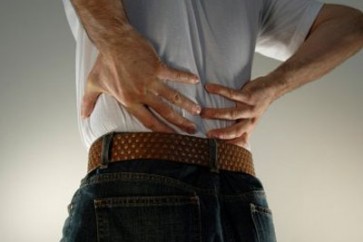 الآلام المتكررة بالظهر هي علامة على شيء أكثر خطورة