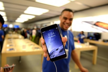 يمكن للجهاز معاينة الكاميرا والشاشة