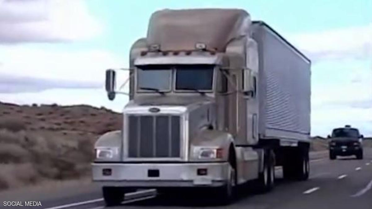 تستخدم الولايات المتحدة شاحنات خاصة لنقل تلك الأسلحة الفتاكة