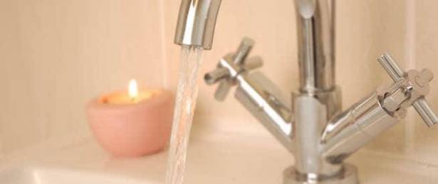 هل أغسل يدي بماء بارد أم ساخن؟لا فرق