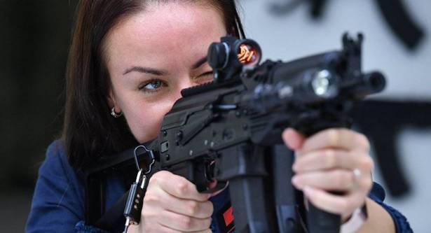 رشاش كلاشنيكوف جديد يظهر في العام المقبل