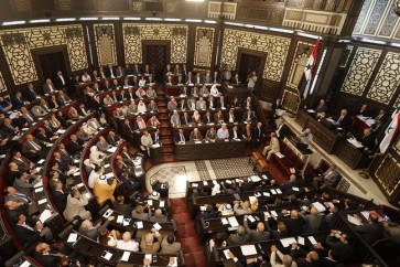 5df9279c4c59b74dea137896