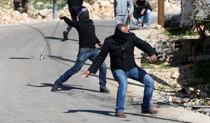 مواحهات مع العدو