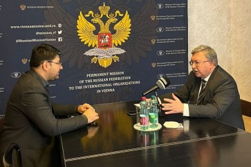 المفاوضات بين ايران و4+1